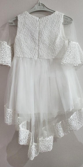 Kid's dress - Picture 2 of 2